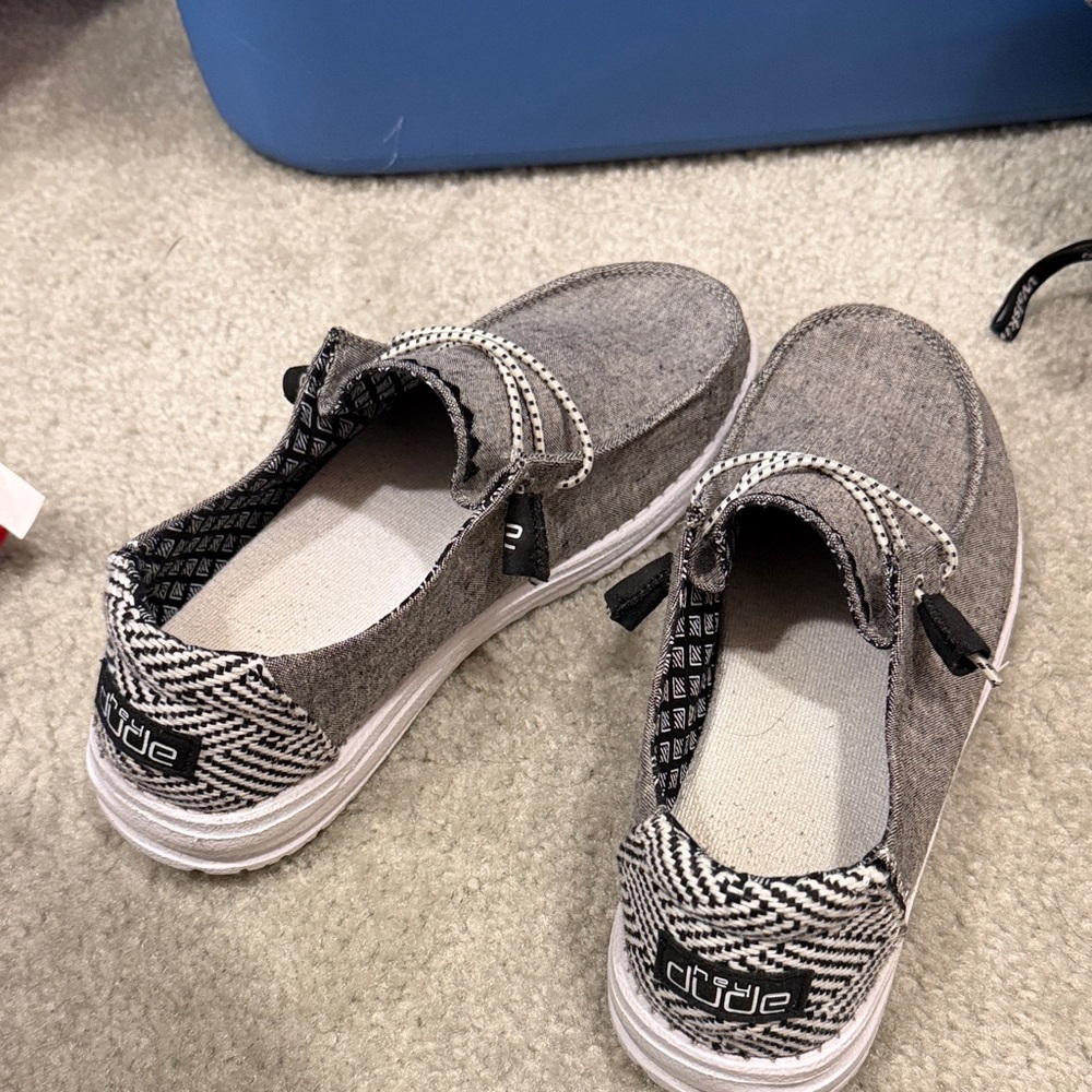 Hey Dude Women's Gray Moccasins